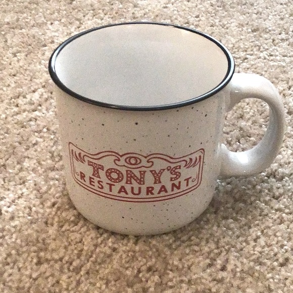 Lady and the Tramp, Tony’s Restaurant Mug, NWOT - Picture 1 of 7